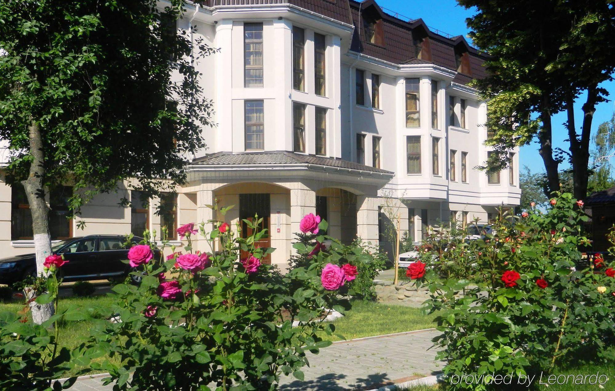 Ligena Econom Hotel Boryspilʼ Dış mekan fotoğraf
